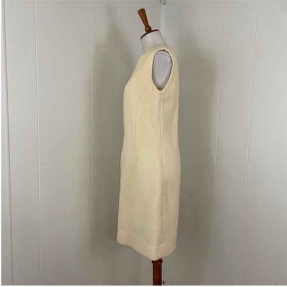 Vintage Set Womens Sleeveless Crew Neck Shift Dress Women’s M‎ Ivory Over Coat - Picture 10 of 14